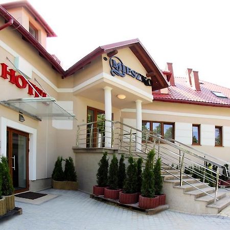 ז'שוב Hotel Mieszko מראה חיצוני תמונה